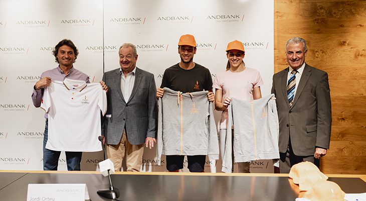 Andbank y COA presentan la indumentaria que la delegación andorrana llevará en los Juegos del Mediterráneo Tarragona 2018