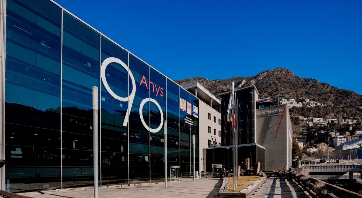 Andbank signa un conveni per la comercialització del fons Everwood V, que inverteix en la construcció de plantes fotovoltaiques
