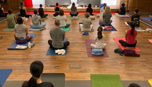 Andbank Assegurances ofrece una masterclass de  Kundalini yoga