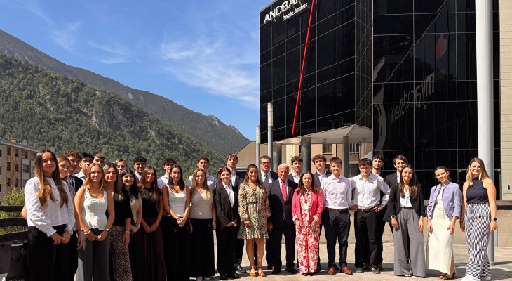 Andbank da la bienvenida a los nuevos participantes del Trainee Program de verano